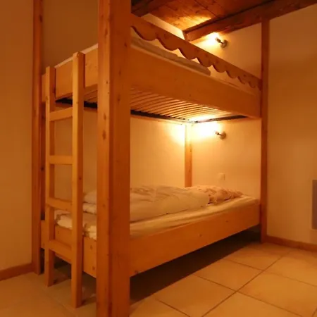 Appartement Alpaga 6 *